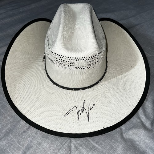 New autographed justin - new,